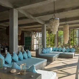 villa-v-uluwatu.ubudhotelsnow.com/